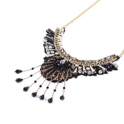 China Other Professional Made Women Necklace Fashion Women Elegant Necklace With Tassels Decorate Thin Necklace Sweater Chain Clothes Chain for sale