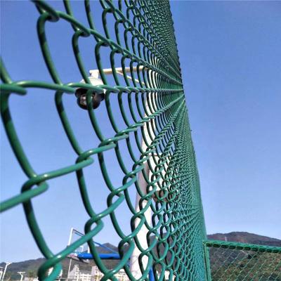 China Hot Selling Easily Assembled Galvanized Cyclone Wire Mesh Diamond Shape Fence Mesh For Playground for sale