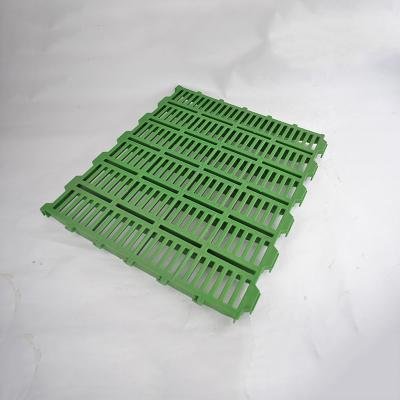 China Anti-UV Anti-aging farrowing house nursery house plastic pig slat floor for piglets for sale