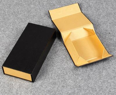 China Paperboard foldable gift box,paper gift foldable box for sale