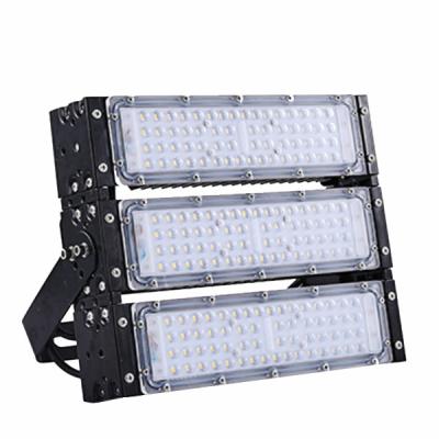 Cina Proiettori a LED per un'elevata luminosità e efficienza negli spazi commerciali in vendita