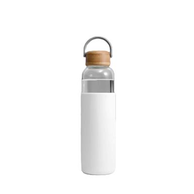 China 550ml High Borosilicate Glass Portable Water Bottle Custom Stocked Water Bottle With Silicone Sleeve for sale