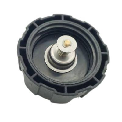 China 6YJ-24610-01 Marine Parts For Yamaha Outboard Engine Spare Parts 2.4L Fuel Tank Cap 2.4L for sale