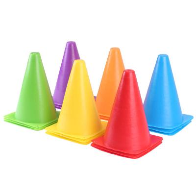 China Wholesale Sports Workout Amazon Sports Football Training Field Cone Markers 18 Inside Football Cones for sale