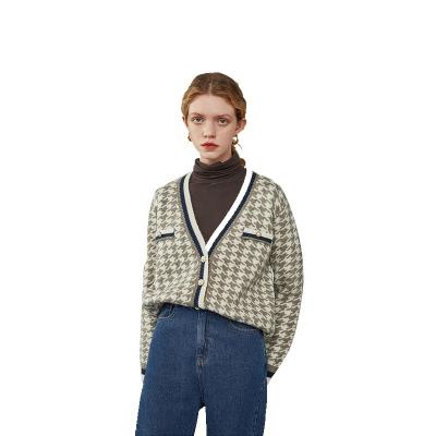 China Anti-wrinkle factory custom v-neckline long sleeves chidori pattern women cardigan sweater for sale