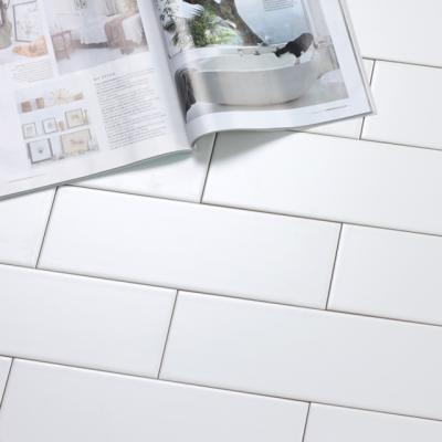 China Classic plain white Karara wall tiles are used in bathrooms and kitchens for sale