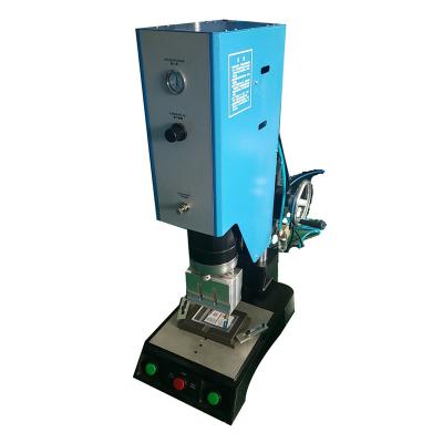 China Unparalleled Ultrasonic Wedling Plastic Nonwoven Plastic Welding Machine for sale