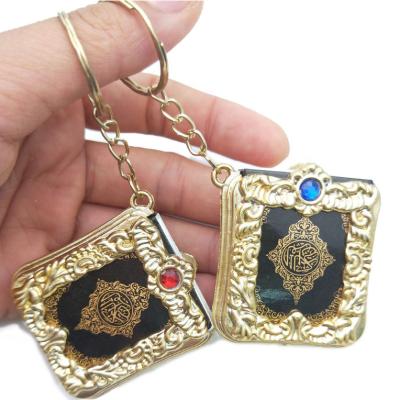 China Modest Muslimah Styling Fashion Islam Quran Jewelry Mini Koran Key Cheap Key Chain Pendant Religious Chain 2021 Small for sale