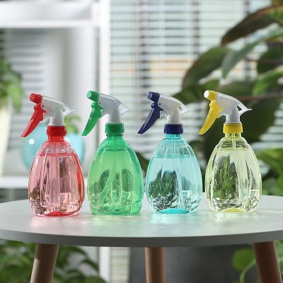 China Handheld Portable Agriculture Plant Flower Spray Bottle Kettle Garden Watering Can Spray Watering Plastic Bottle for sale