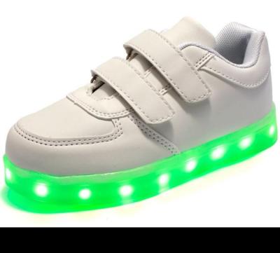 China Led Lace Up Light Up Kids Shoes for sale