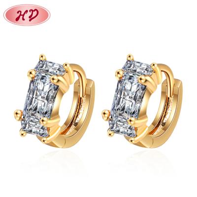 China Manufacture FASHIONABLE supply China dainty huggies jewelry cubic zirconia 18k gold plated good quality huggies earrings brass for sale