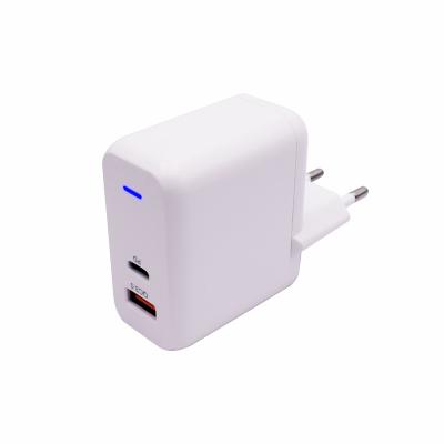 China PD UK 65W High Speed ​​Type C Adapter Plug And Fast Cable Wall Charger 18W PD USB Mobile Phone Charger For Iphone PD 3.0 20W Charger for sale