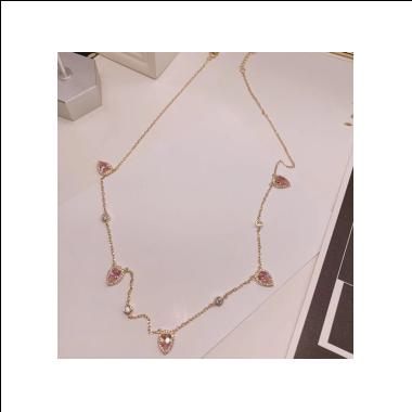 China Fashionable Wholesale Fashionable Exquisite Necklace Water Drop Zircon Rose Rose Necklace Angel Pendant Necklace for sale