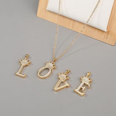 China New Hiphop Fashion Hip Hop Stainless Steel Jewelry Crown A-Z Letter Initial Necklace Alloy Zircon Pendant Necklace For Women for sale