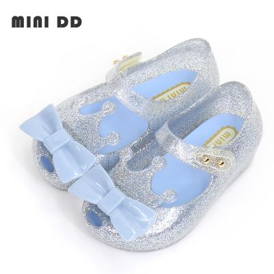 China Wholesale Durable Fish Say Crown Lipstick Love Transparent Clear Glitter Jelly Sandals For Girls Bling Girls Summer Beach Rain Shoes for sale