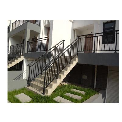 China Large Promotion Rod Iron Fencing Panels Aluminum Balustrade Stair Railing Easily Assembled Balcony for sale