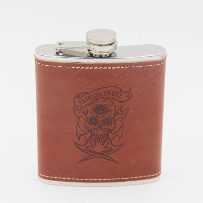 China Modern Customize Whiskey Hip Flask OEM Logo Engrave Leather Liquor Flask for sale