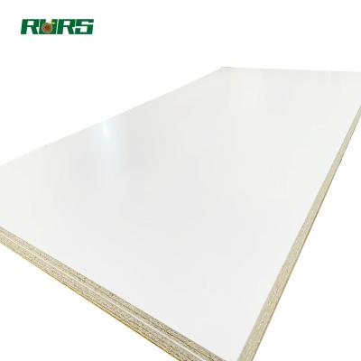 China Top Quality 18mm Hdf Modern Board White Melamine Plywood MDF For Home Bar for sale