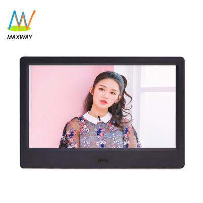 China Multifunction 7 inch digital photo frame clock LCD display with motion sensor for auto power on/off at specific time for sale