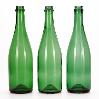 China Luxury Beverage VUE Factory Custom Glass Bottle 750ml Emerald Green Champagne Wine Bottle With Matching Cap for sale