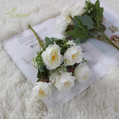 China Silk fabric+plastic+iron wire wholesale wedding holding peony cheap flower peony artificial flower silk bouquet for sale