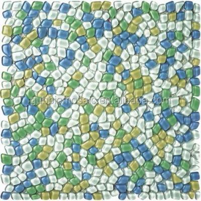 China Green Mixed Glass Pebble Mosaic Flooring Gray Blue-Cobble Glass Mosaic Tile Slab for sale