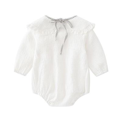 China Gauze Cotton Baby Girls Rompers Newborn Breathable With Collar Detachable Plain Lace Baby Bubble Rompers Outfit for sale