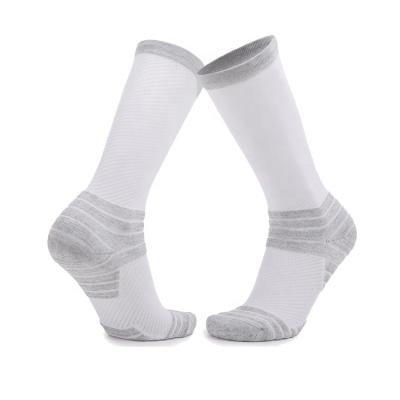 China Wholesale QUICK DRY Mens High Knee Cushion Soccer Running Athletic Socks for sale