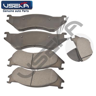 China Front Wheel USEKA Front Axle Brake Pads SP4325 05080556AC 05080556AE 05093796AA 05093796AB 05102061AA for Dodge for sale