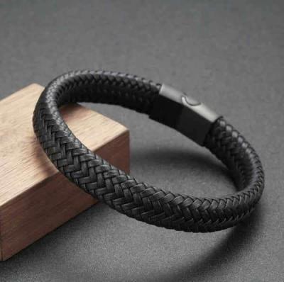 China 2022 New Vintage Men's Retro Leather Rope Magnetic Buckle Bracelet Handwoven Leather Bracelet for sale