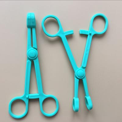 China For gynecology surgery high quality medical disposable plastic forceps and medical plastic hemostat for sale