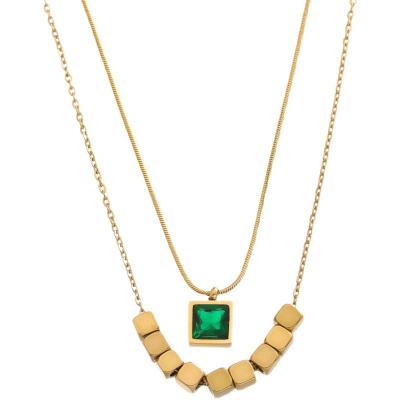 China 2022 Vintage French Emerald Double Layer Necklace Clavicle Jewelry Niche Romantic Design Necklace for sale