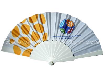 Chine Fan tenu dans la main de tissu imprimé par style populaire pour le souvenir, fan pliable de main à vendre