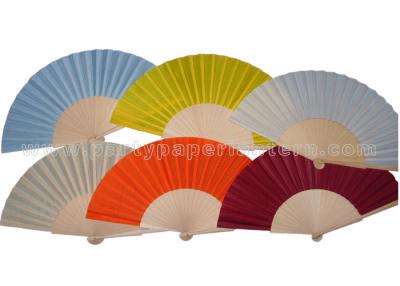 China Fan de madera de la mano del solo color gris/rojo/azul para las bodas, celebraciones de días festivos en venta