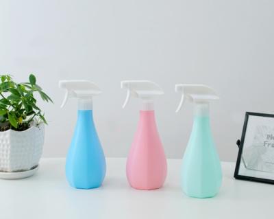 China High Quality Durable Green Watering Cans Garden Tools Sprayer 500ml PP Trigger Sprayer With Bottle Garden Water Sprayer for sale