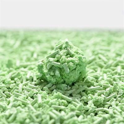 China Hot Selling Sustainable Pet Good Water-absorbent Starch Cat Litter Environmental Crystal Sand Cat Litter for sale