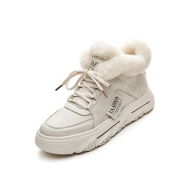 China Cushioning new arrivals winter 2021 sports shoes women fashion white sport Valantino shoes women for casual sneakers for sale