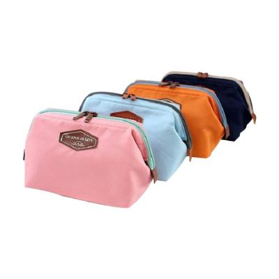 China Wholesale Travel Cosmetic Bag Ladies Travel Portable Waterproof Makeup Bag Cosmetic Pouch For Travel Accessories for sale