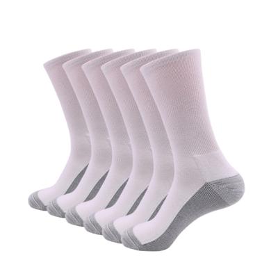 China OEM QUICK DRY Cotton Men's Logo Cotton Basketball Crew Workout Gray Black White Bamboo Recycling Socks Athletic Custom Design Sporty Socks For Men for sale