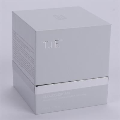 China Factory Direct Supply Recyclable White Package Gift Boxes Recycled Materials Cosmetic Packaging Box for sale