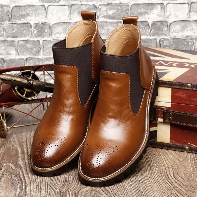 China Flat 2021 High Quality Winter Chelsea Fashion Casual Brogue Short Boots Warm Weldge Leather Working Boots Men's Short Boots For Male for sale