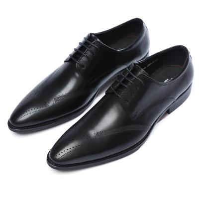 China Trend Business Anti-slippery Men Work Shoes Pointed Toe Brogue English Cut Out Genuine Leather Stylish Men Shoes for sale