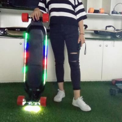 China 8 Ply Maple SYL-07 Colorful Electric Skateboard With Led Light for sale