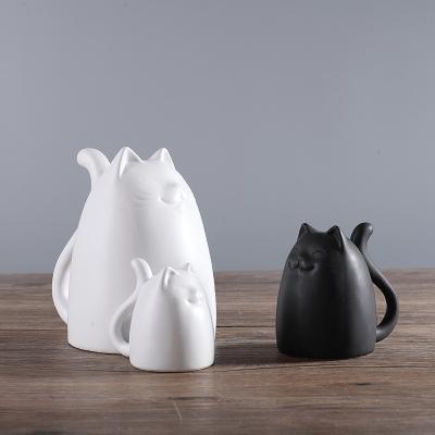 China 100% Handmade New Arrivals Contracted Cat Shape Wedding Home Decor Japanese Ceramic Supply Items for sale