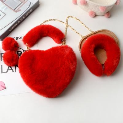 China Fashion \ Heart Shaped Wallet Wholesale Comfortable \ Durable Headband Fur Set Cute Faux Fur Wallet Designer Ladies Heart Shaped Wallet Purse 2021 for sale