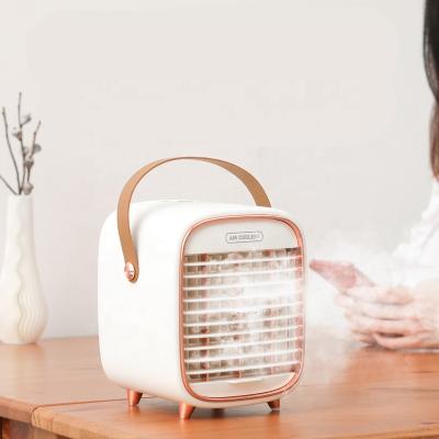 China Factory Price Hot Sale Mini Air Conditioning Car Portable USB Air Cooler Desktop Water Air Conditioner for sale