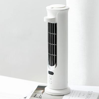 China Hotel Sale Wholesale 4000 Mah Automatic Rotary Electric Desk Fan Hot Mini Standing Mist Water Spray Fan for sale