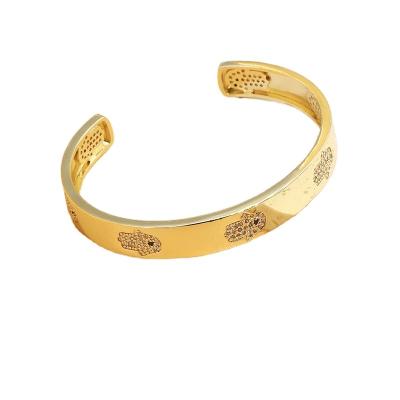 China Factory Wholesale Unique Creative Lead Free 18k Gold And Nickel Plated Micro Pave CZ Zircon Crystal Bangle for sale