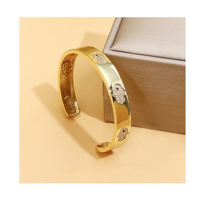 China Lead Free And Nickel Free High End Customizable Fashion Zircon Cuff Charm Jewelry Bracelet 18k Gold Plated Open Bangle for sale