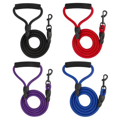 China Product Solid High Tensile Nylon Dog Padded Pull Rope Buckle Neoprene Alloy Adjustable Dog Harness Set for sale